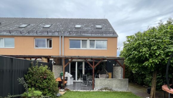 Family house - Nupaky