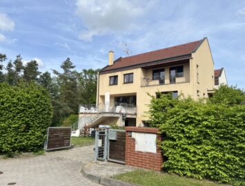 Family house - Velke Popovice (Praha - east)