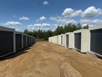 Garages and Plots of land