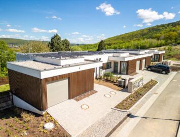 Family House and Land Plots in Řevnice