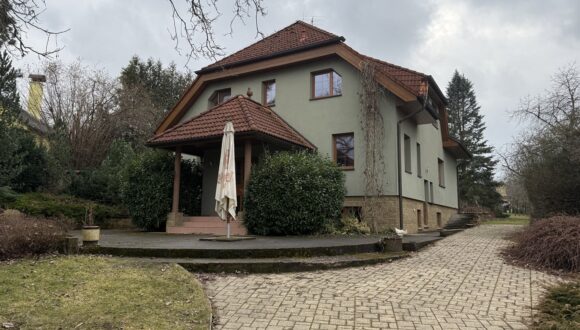 Villa Prague - Lipence